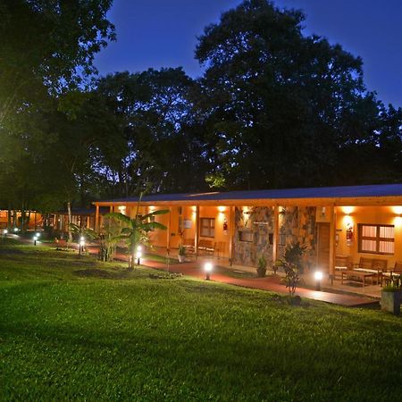 Posada Del Chaman Iguazu Puerto Iguazú Exteriör bild